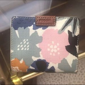 Fossil Emma Floral Bifold Mini Wallet